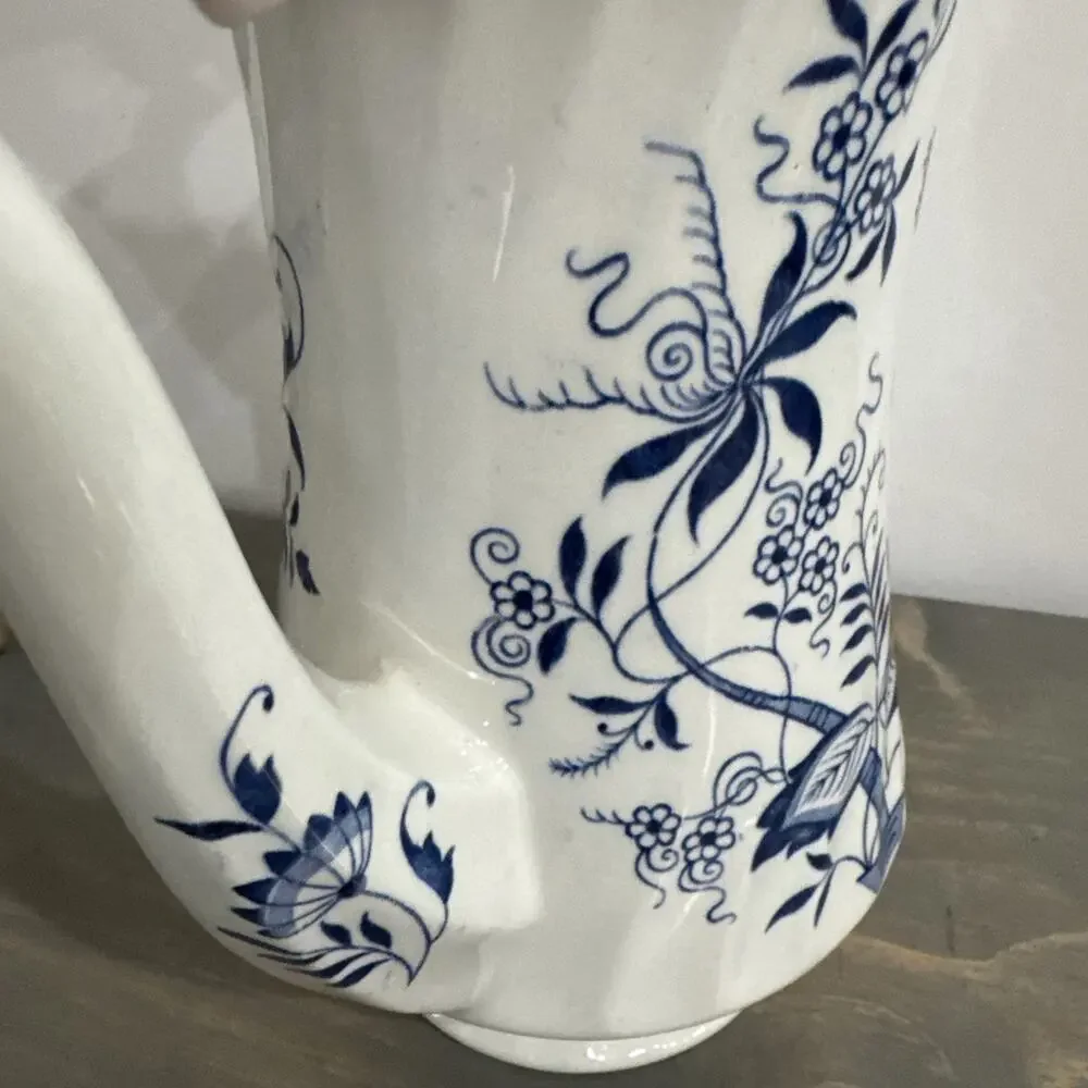 WOODS & SONS IRONSTONE OLD VIENNA / BLUE ONION COFFEE POT 1970